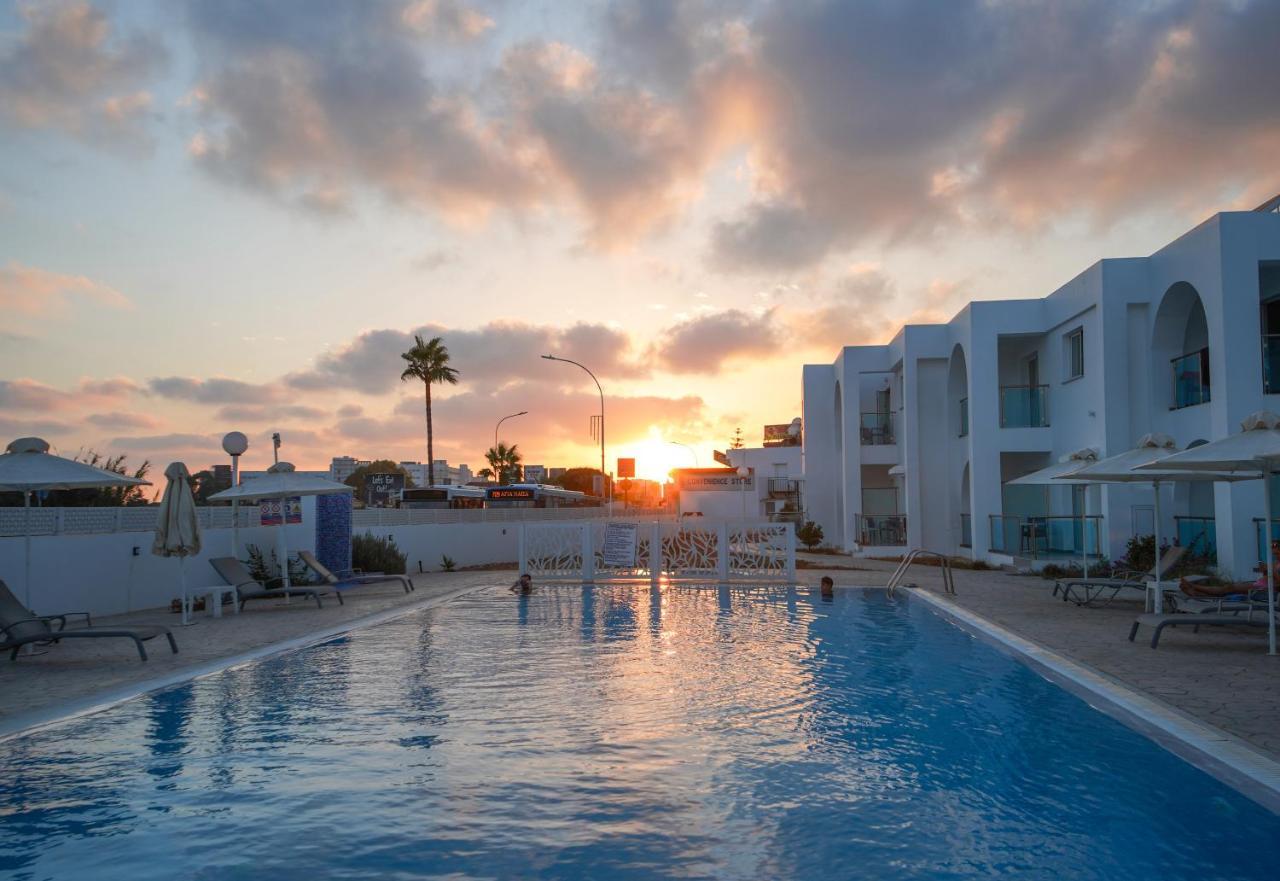Kaos Hotel Apartments Ayia Napa Exterior photo