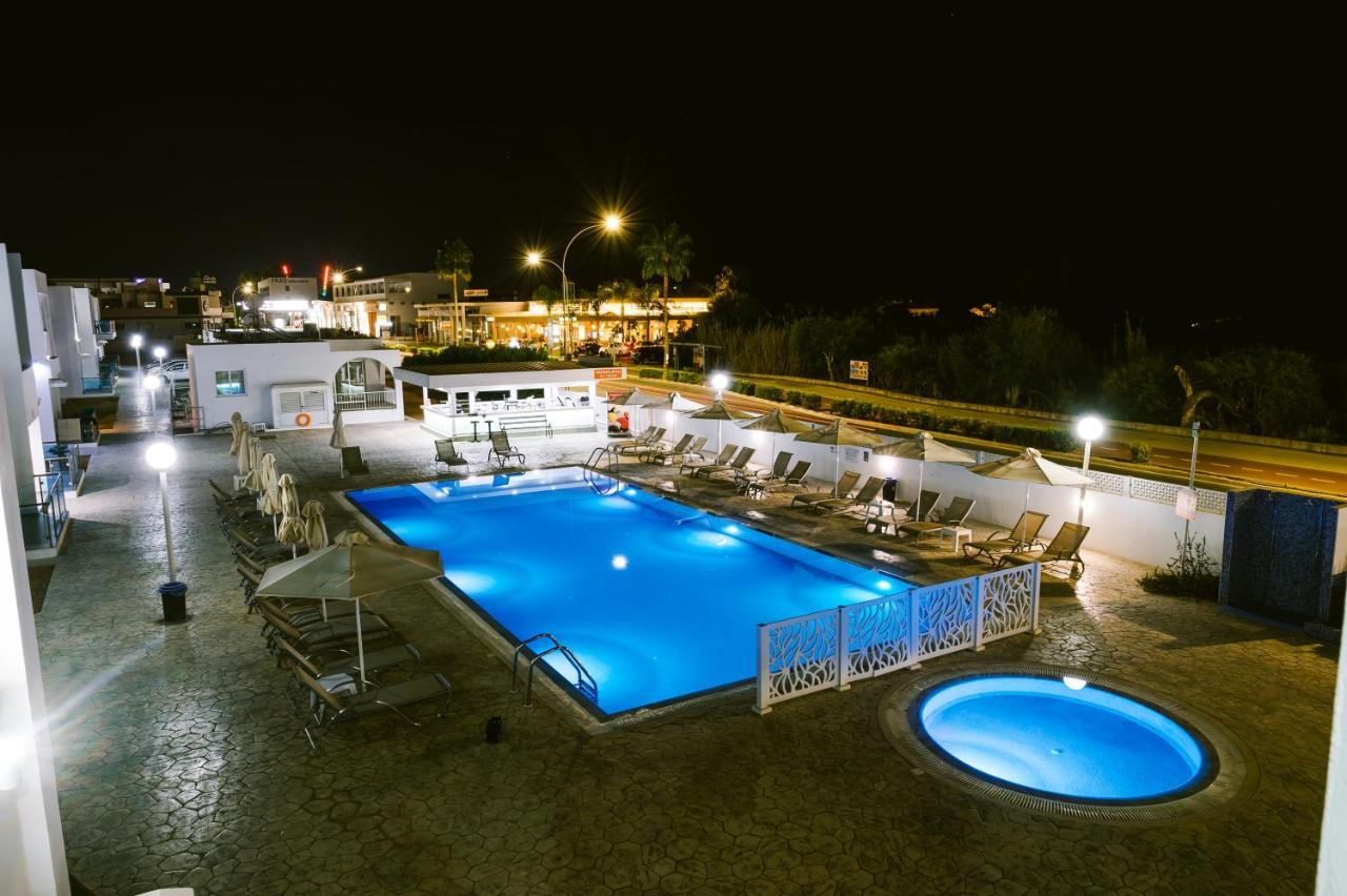 Kaos Hotel Apartments Ayia Napa Exterior photo