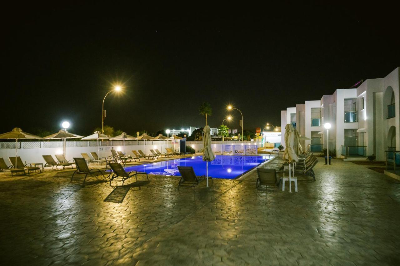 Kaos Hotel Apartments Ayia Napa Exterior photo
