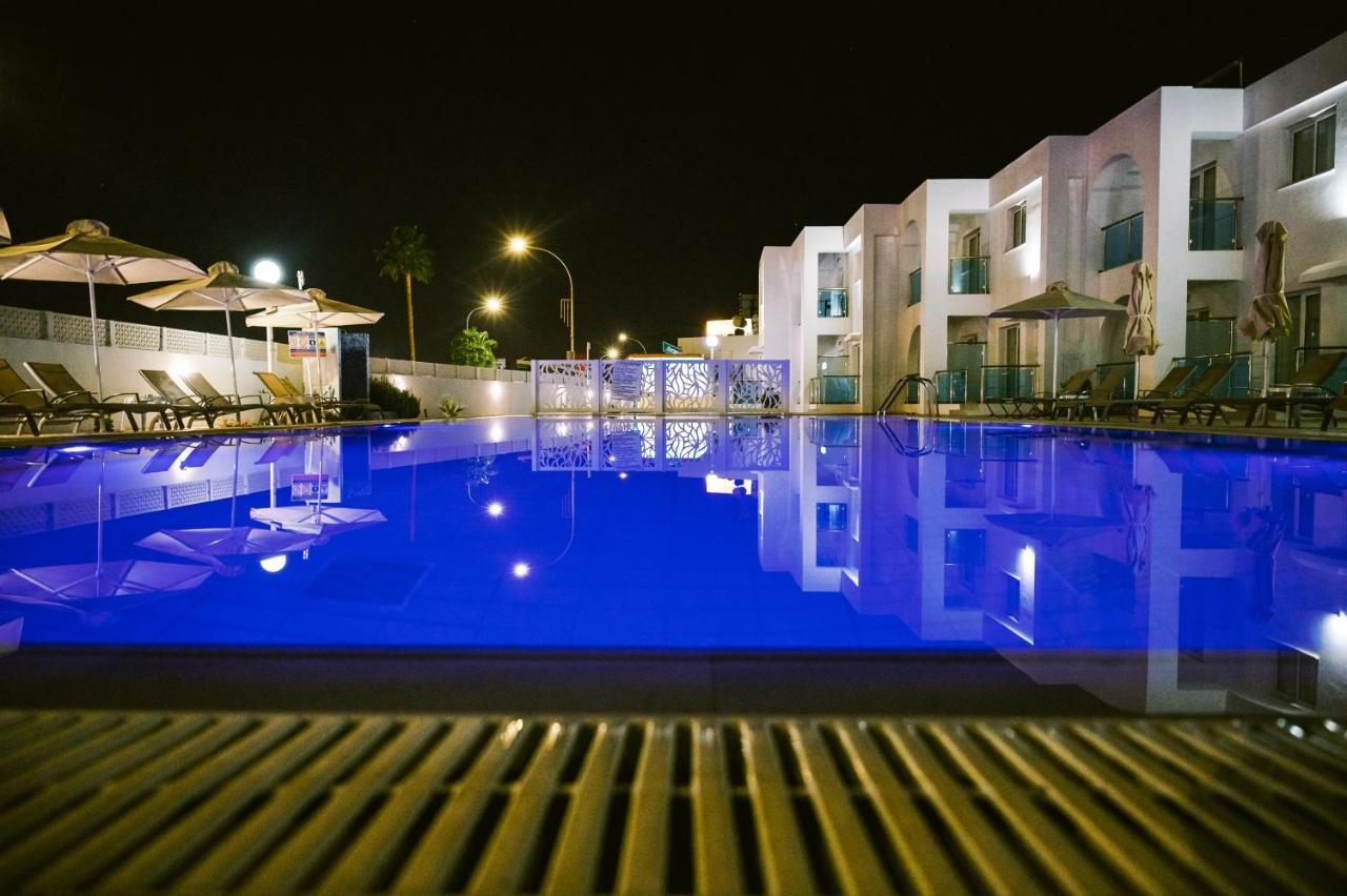 Kaos Hotel Apartments Ayia Napa Exterior photo