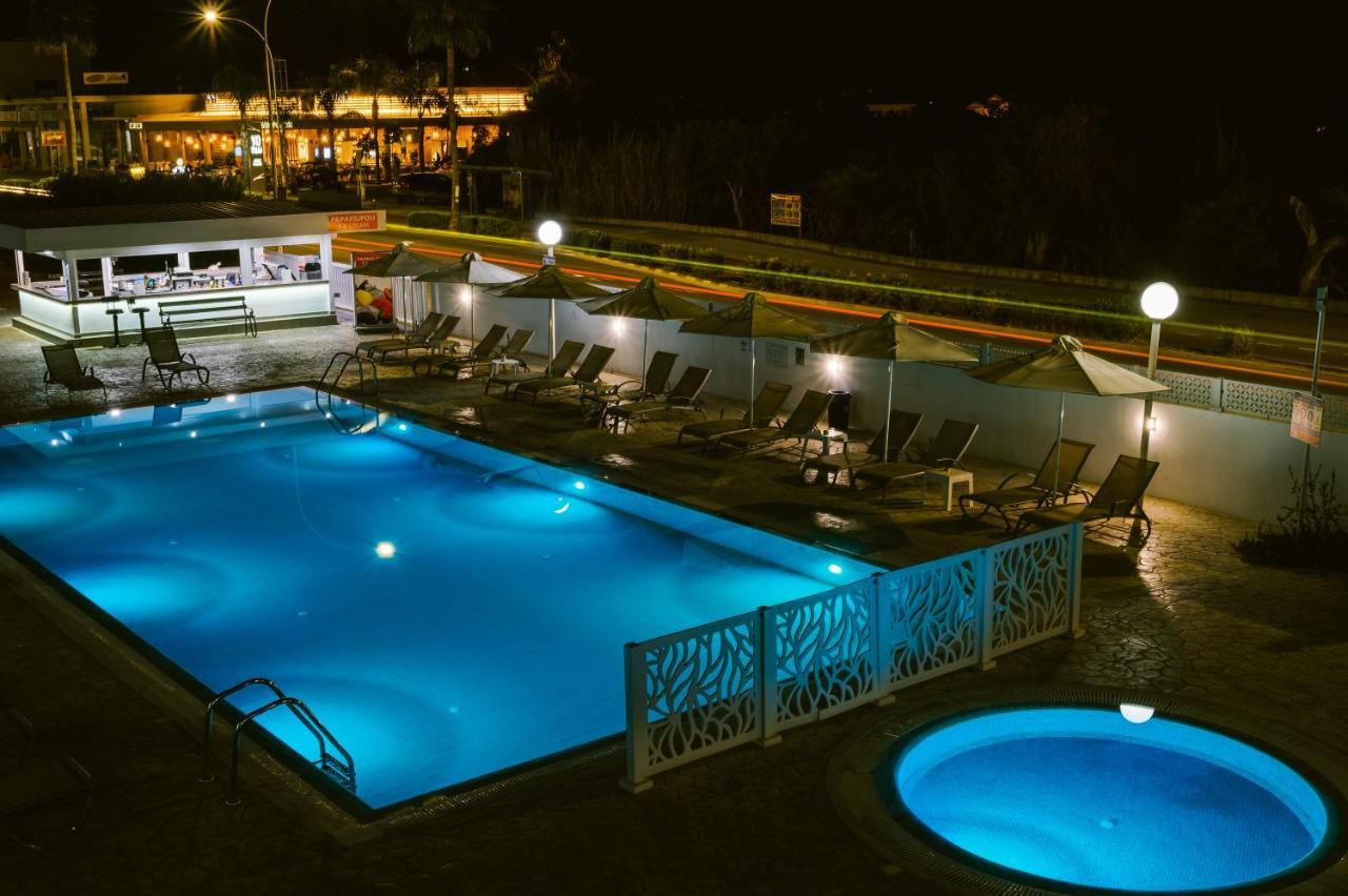 Kaos Hotel Apartments Ayia Napa Exterior photo