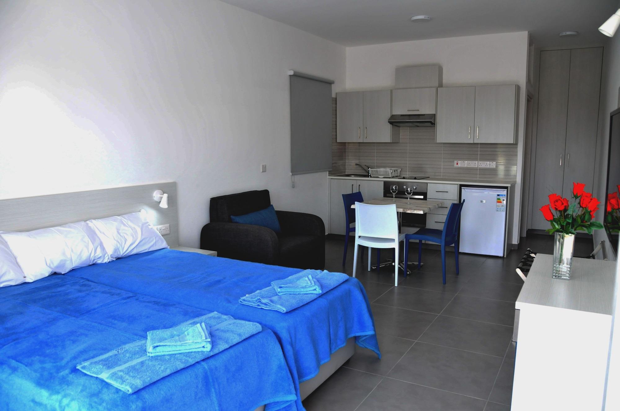 Kaos Hotel Apartments Ayia Napa Exterior photo