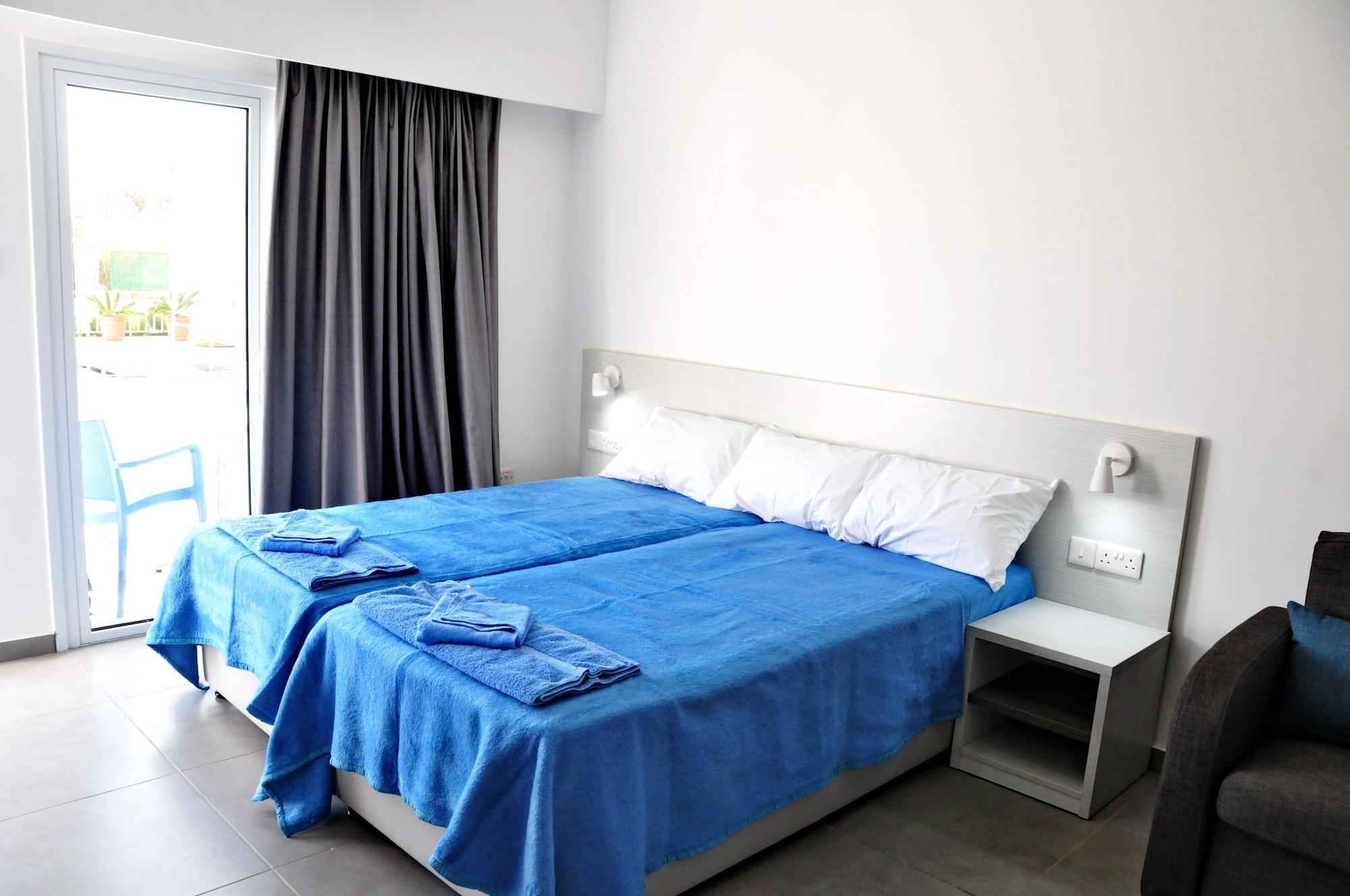 Kaos Hotel Apartments Ayia Napa Exterior photo