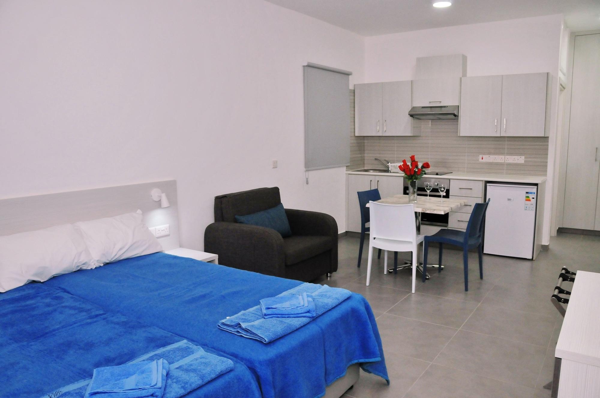 Kaos Hotel Apartments Ayia Napa Exterior photo