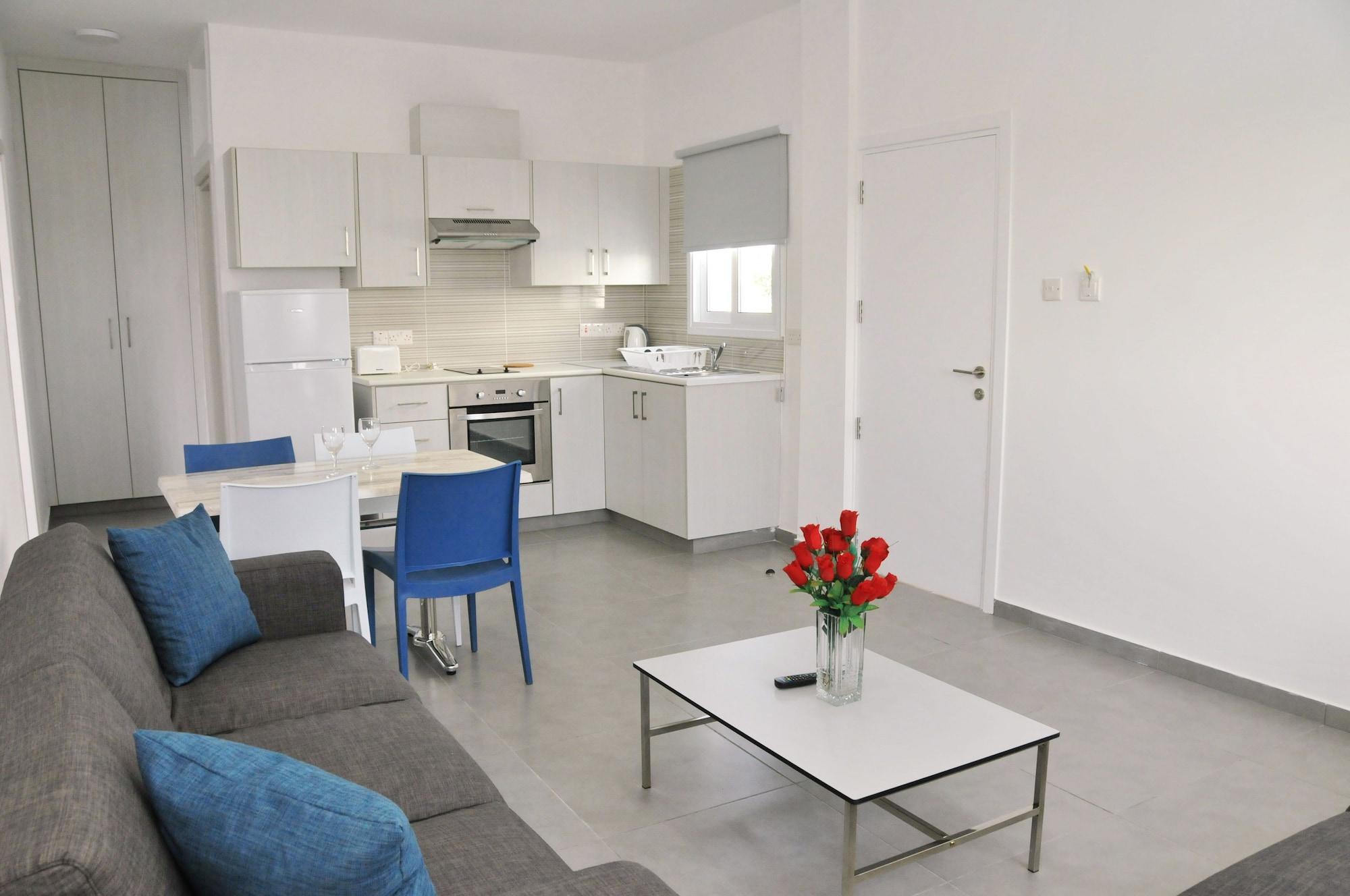 Kaos Hotel Apartments Ayia Napa Exterior photo