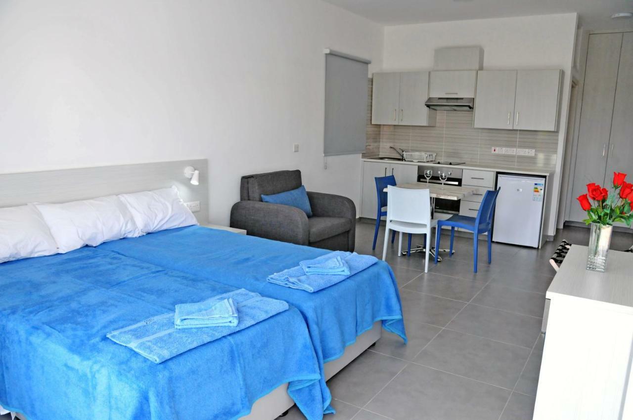Kaos Hotel Apartments Ayia Napa Exterior photo